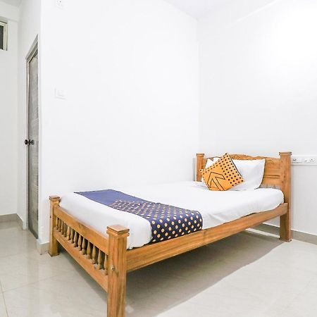 Spot On Rohini Inn Kadampuzha Kottakkal Exterior foto