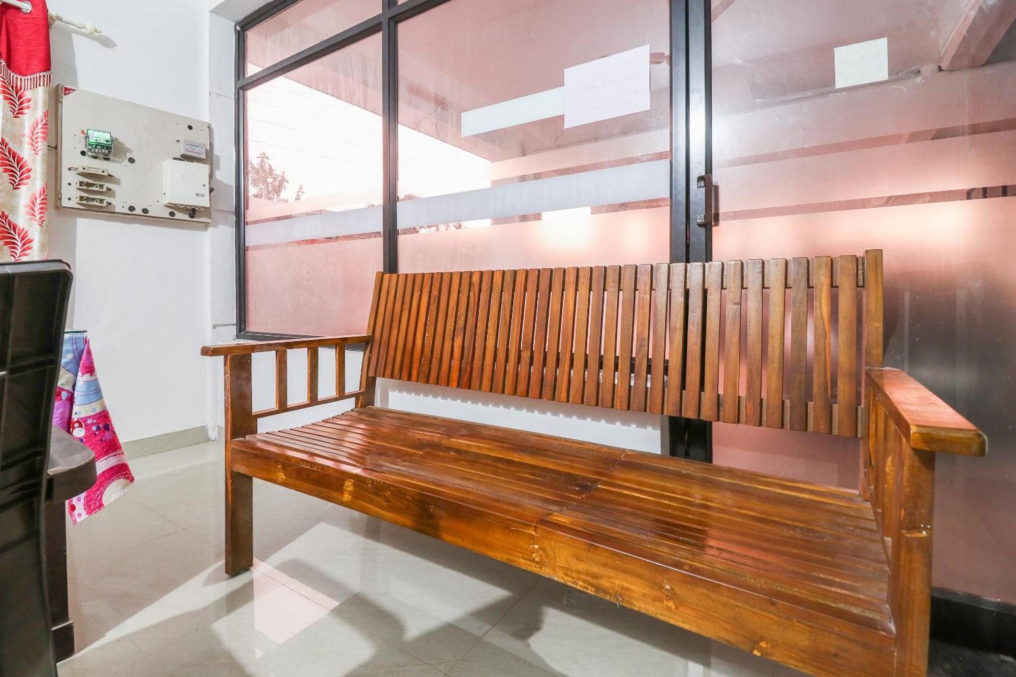 Spot On Rohini Inn Kadampuzha Kottakkal Exterior foto